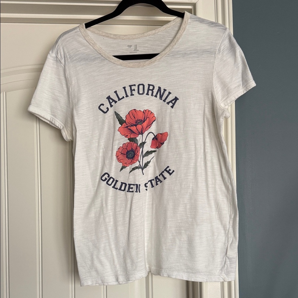 Gap California Golden State Floral Graphic Tee - White with Red Flowers